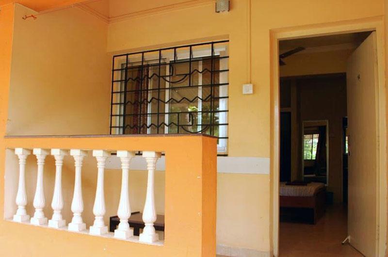 Sukhsagar Beach Resort Колва Экстерьер фото